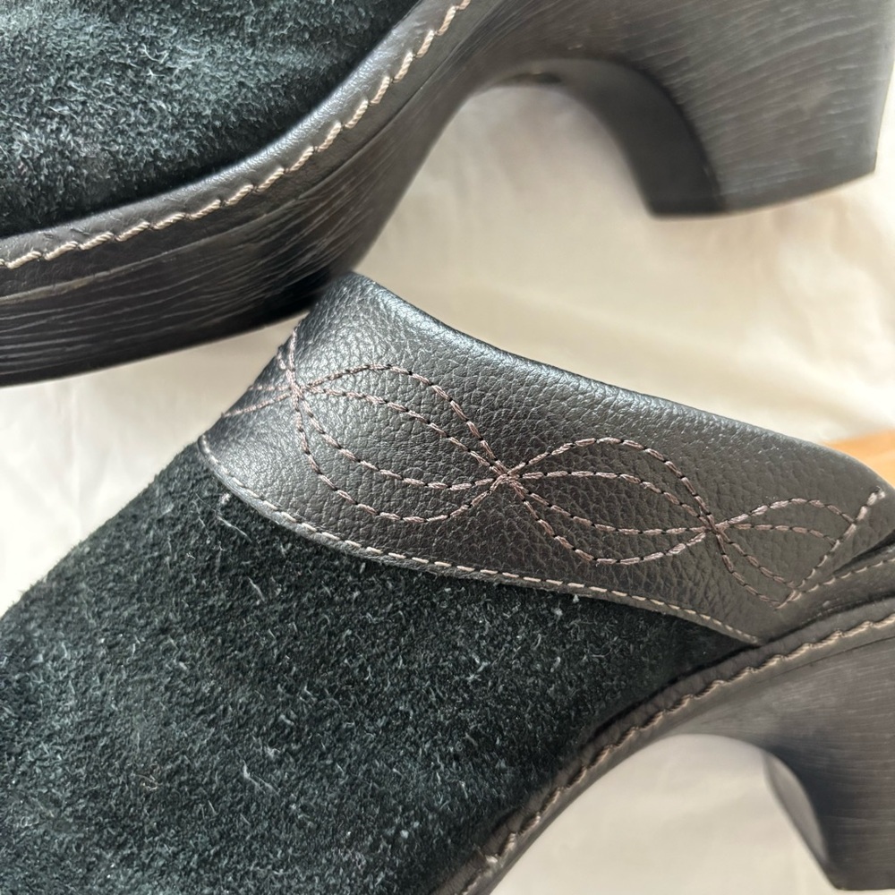 Sofft Octavia black Leather clog mules heeled SZ 9.5 Worn Once on carpet - Picture 8 of 14